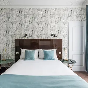 2* Hotel Lennon