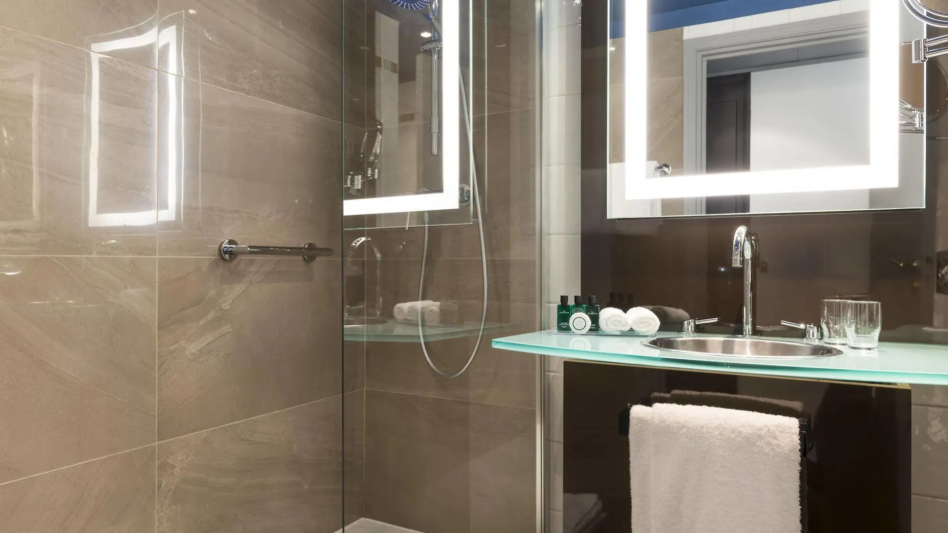 Hotel Le Marquis By Inwood Hotels Paris